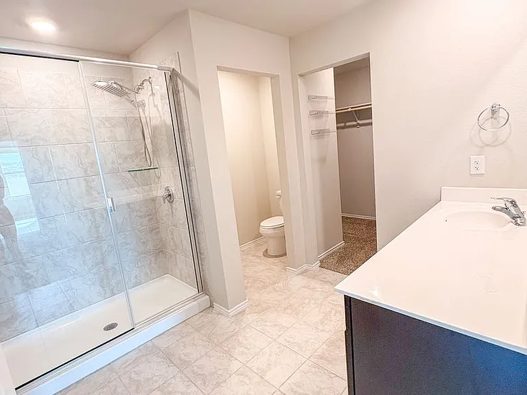 6401 Coneflower Dr — Photo 11
