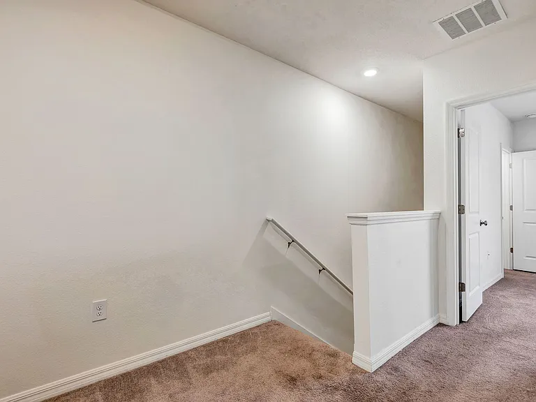 136 Mangrove Shade Cir — Photo 36