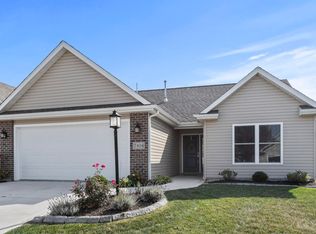 7404 Trotters Chase Ln, Fort Wayne, IN 46815