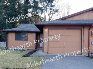 2221 McIver Ct SW #B, Olympia, WA 98512