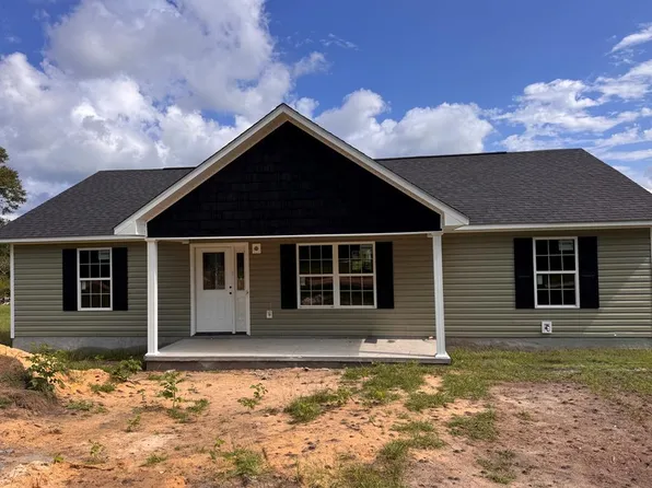 305 Arnold Rd, Douglas, GA 31535