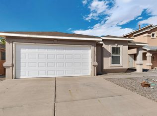 905 Telstar Loop NW, Albuquerque, NM 87121