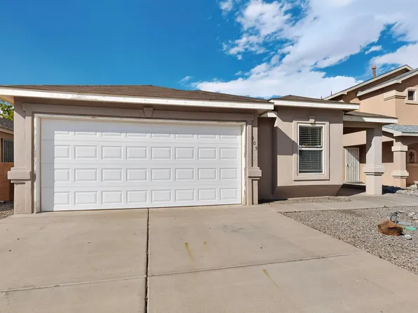 905 Telstar Loop NW, Albuquerque, NM 87121