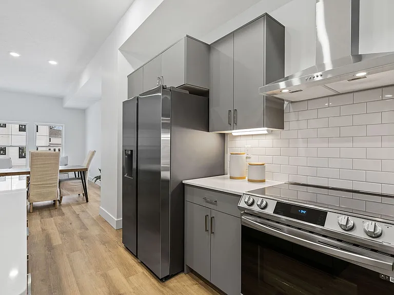 NorthWest TownHomes — Photo 15