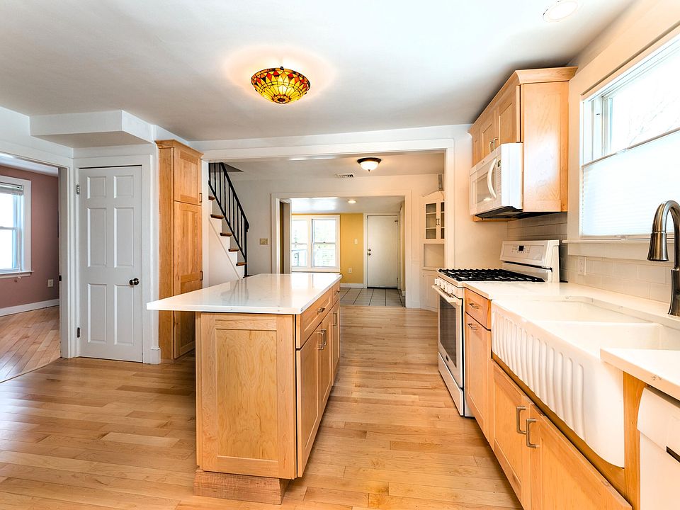 27 Pleasant Hill Road, Falmouth, ME 04105 Zillow