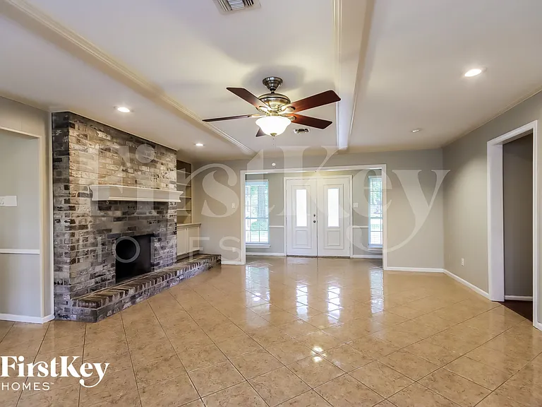 26715 Westwood Dr — Photo 4