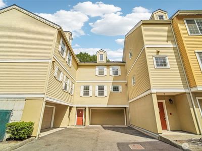 1800 NE 40th Street #F2, Renton, WA, 98056