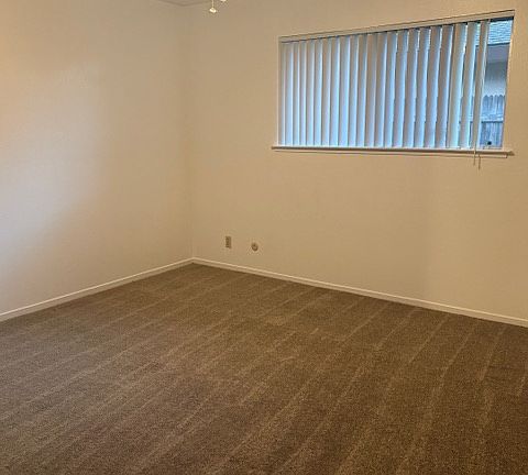 5th image of 739 W Sierra Ave APT 102