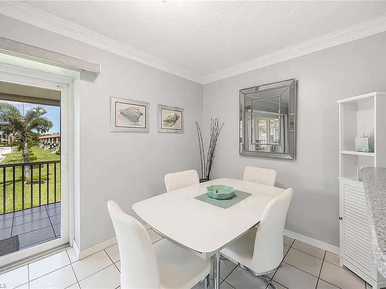 1155 Sandpiper St #G6 — Photo 13