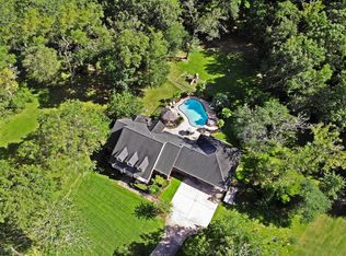 3018 Landmark Dr, Baytown, TX 77521