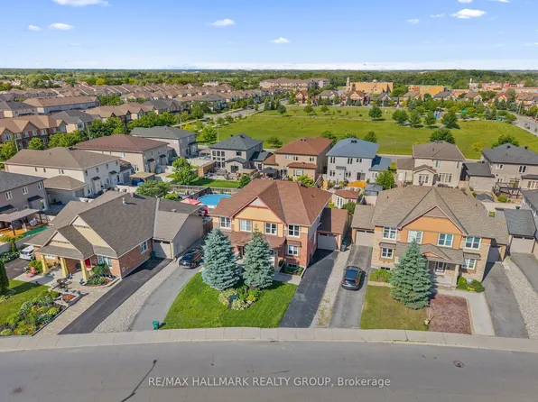 115 Beatrice Dr, Ottawa, ON K2J 5A4