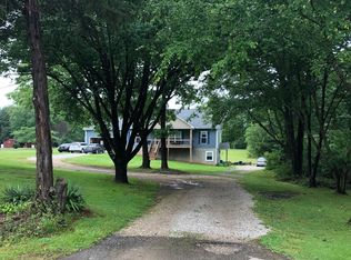 6045 Barclay Ln, Lake Wylie, SC 29710