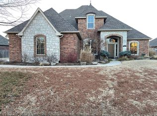 3924 Pimlico Dr, Norman, OK 73072