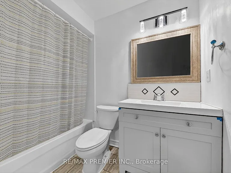 3555 Derry Rd E #712 — Photo 14