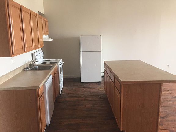 5th image of 120 S Main St APT 3A