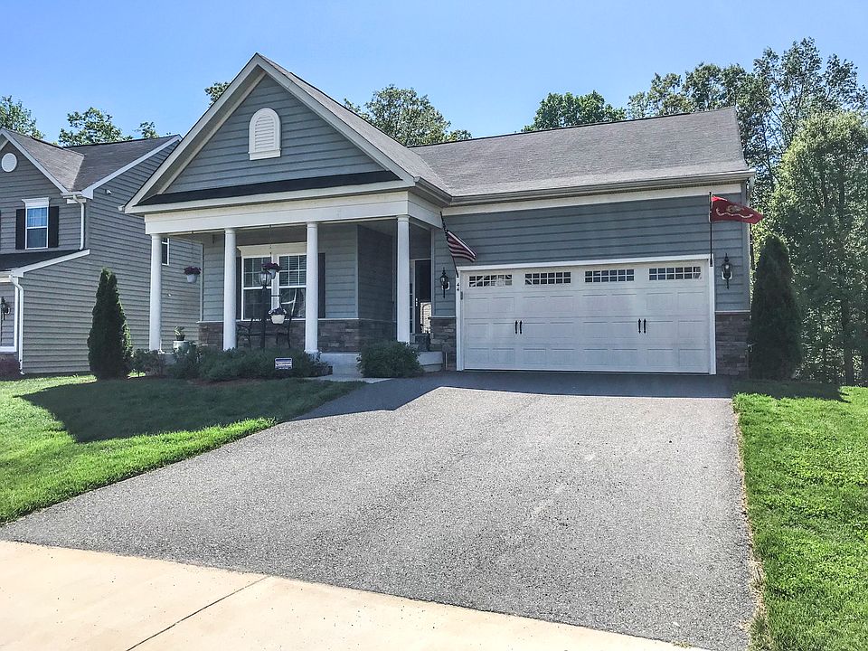 1st image of 44 Taylors Hill Way