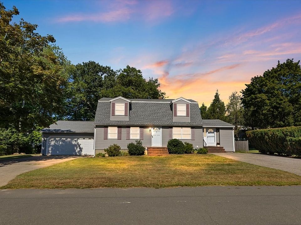 1st image of 76 Talmuth Ave