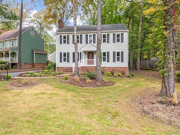 5th image of 12030 Mountain Laurel Dr