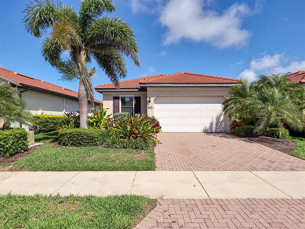 2 bed, 2.0 bath, 1581 sqft, $2,750 — Photo 1