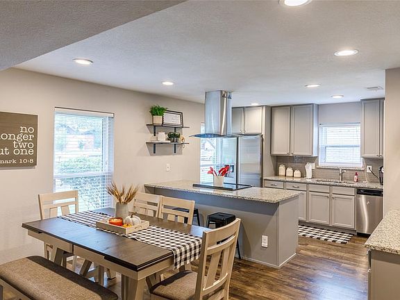 5th image of 3112 Furneaux Ln