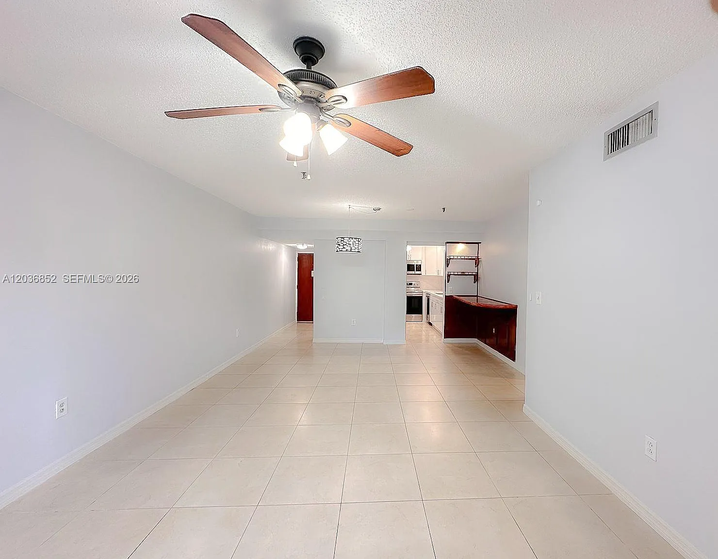 The Isles Condo — Photo 4