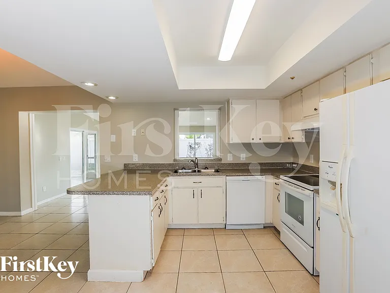 9728 Fox Hollow Rd — Photo 8