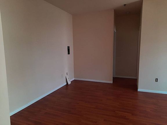 5th image of 5738 Carlton Way APT 307