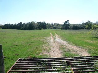 457 Zapalac Rd, Smithville, TX 78957