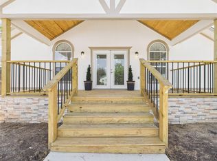 529 W 4th St, Freeport, TX 77541
