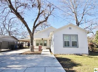 223 E Bridge St, New Braunfels, TX 78130