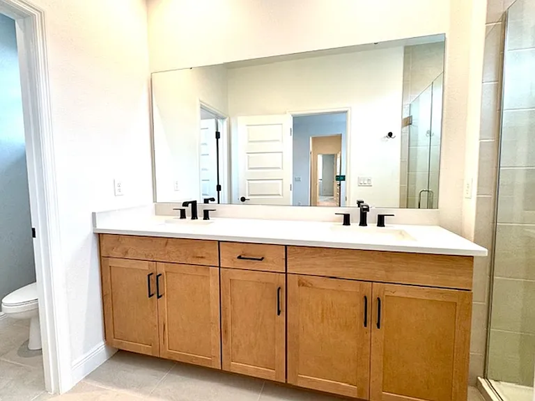 1825 Coastal Ct — Photo 20