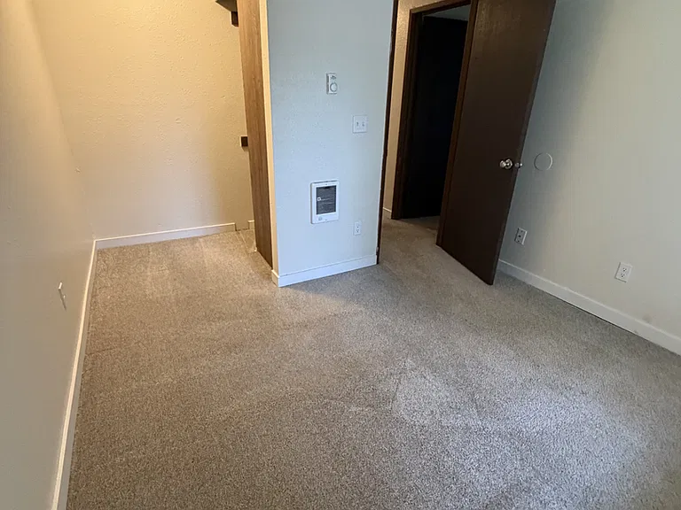 34010 1st Cir S — Photo 7