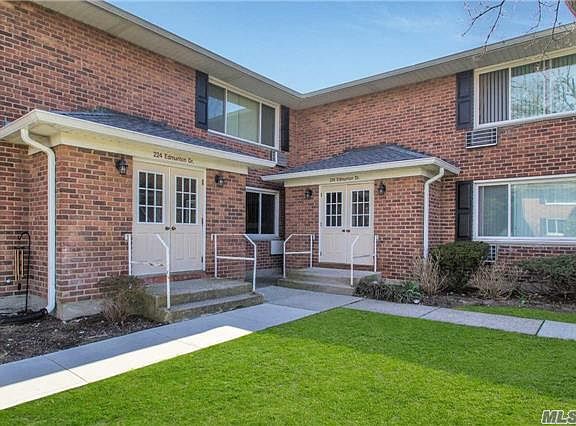 3rd image of 214 Edmunton Dr APT J4