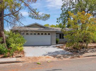 667 Brookridge Dr, Redding, CA 96003