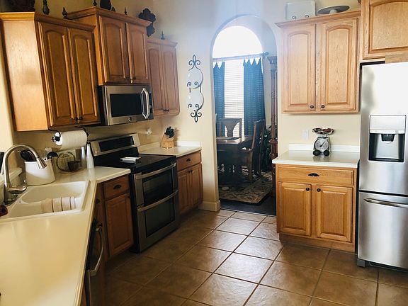 3rd image of 400 Talamone Dr