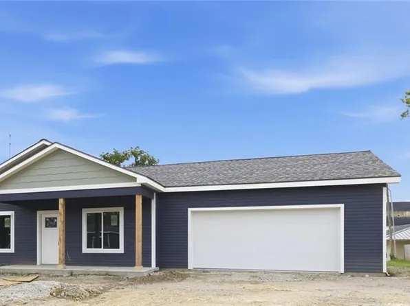 914 5th St, Osawatomie, KS 66064