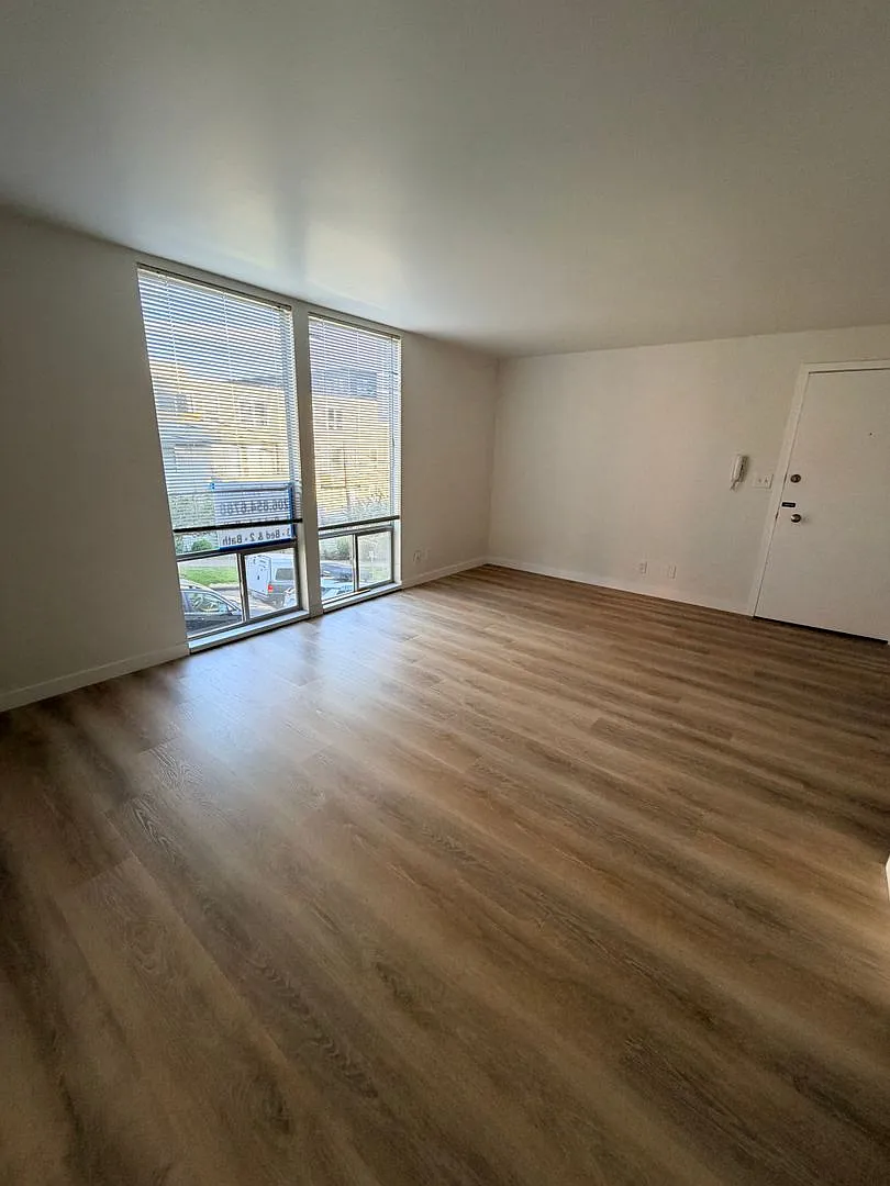 Mercer Heights Apartments — Photo 4