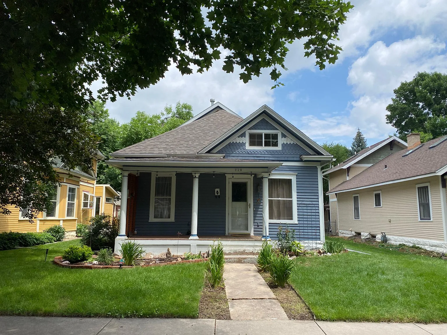 W Oak St, Fort Collins — Photo 2