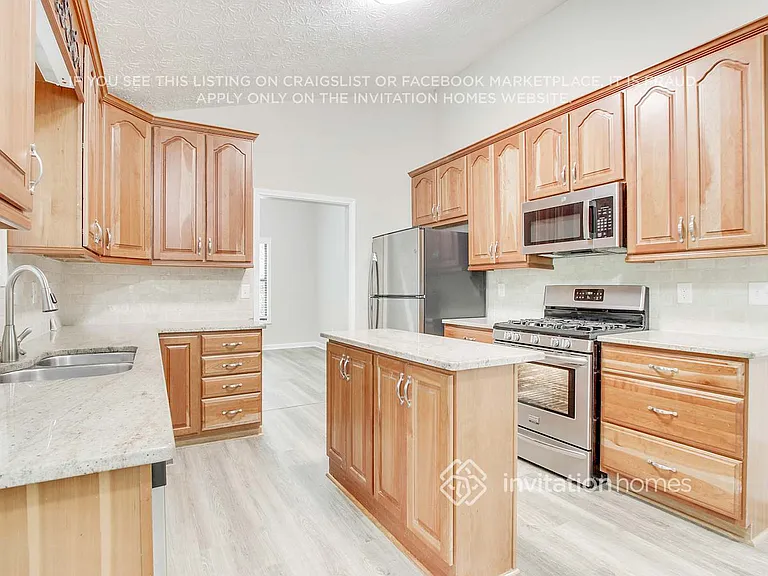 830 Sunset Ct NW — Photo 11