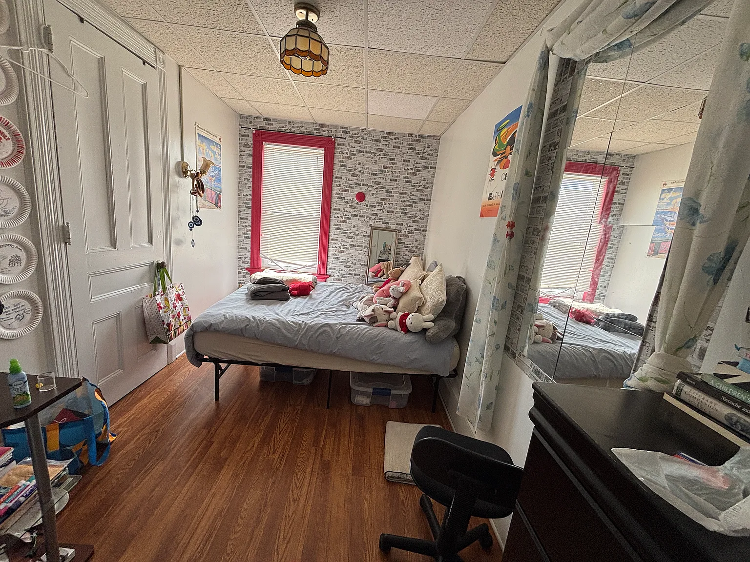 5 bed, 2100 sqft, $3,475 — Photo 4