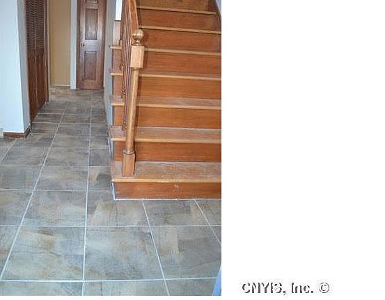 4th image of 4854 Westfield Dr