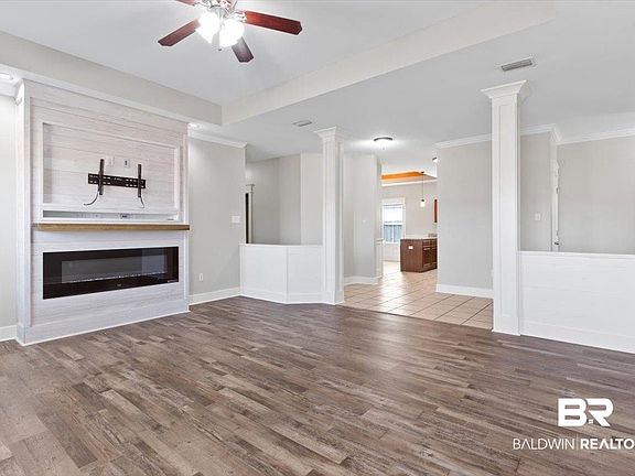 5th image of 24578 Aventura Dr