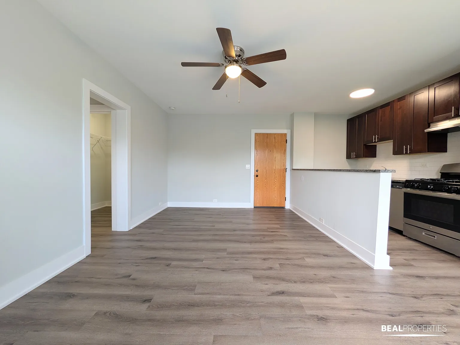 1 bed, 1.0 bath, $2,095 — Photo 4