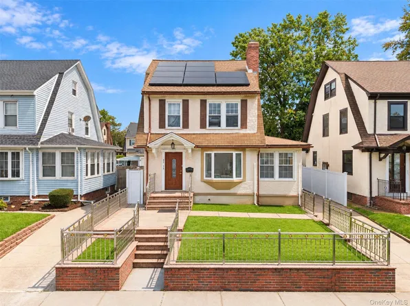45-15 171st Street, Flushing, NY 11358