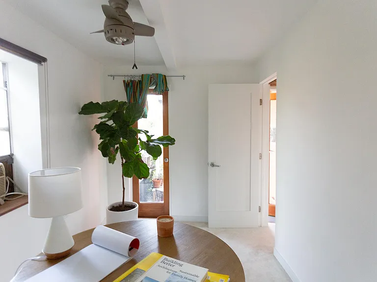 2216 Lemoyne St #1/2 — Photo 12