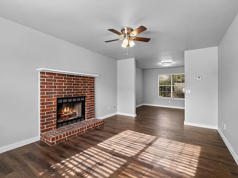 2674 E Kantz Dr — Photo 6