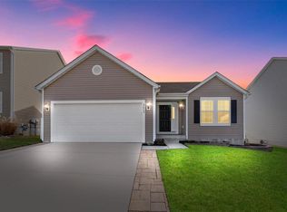 3003 Preston Woods Trl, Lake Saint Louis, MO 63367