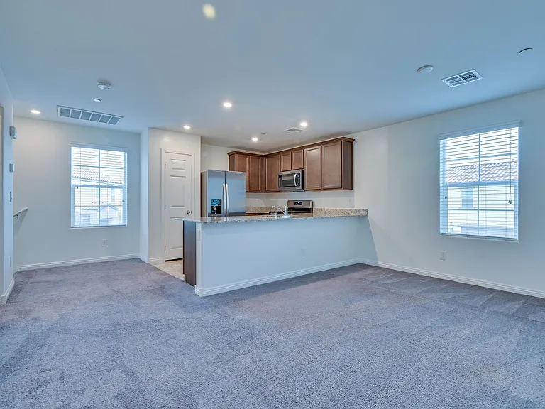 5202 Dubris Dr — Photo 34