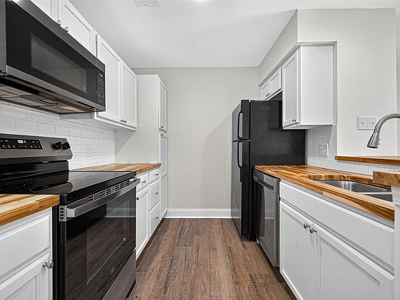 3rd image of 12755 Mill Ridge Dr APT 108