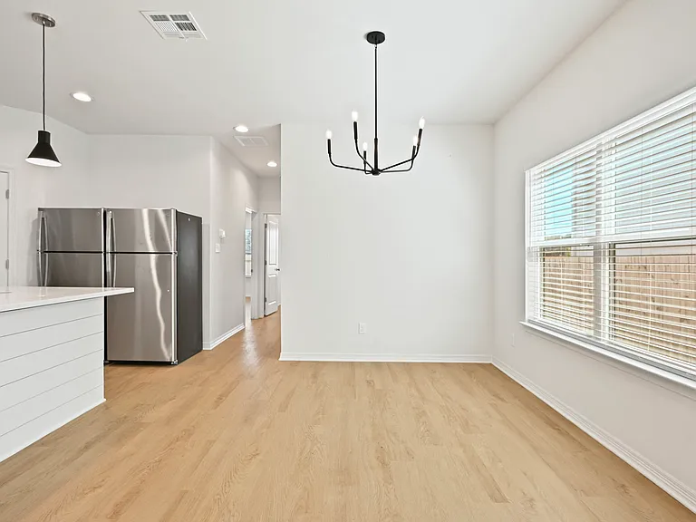Cooner Residenace — Photo 13